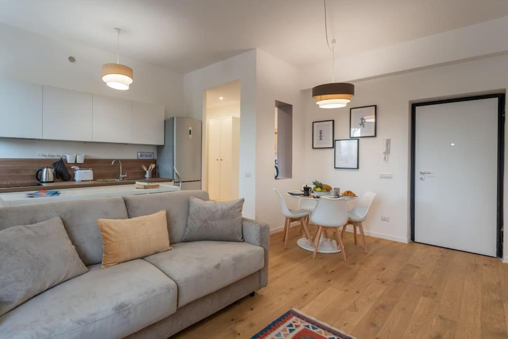 Apartment Pgrhome Vittoria Rom